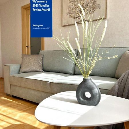 New Apartment With A View In The Town Center Нарва Екстериор снимка